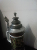 Коллекционный фарфоровый пивной бокал Охота на кабана Rastal