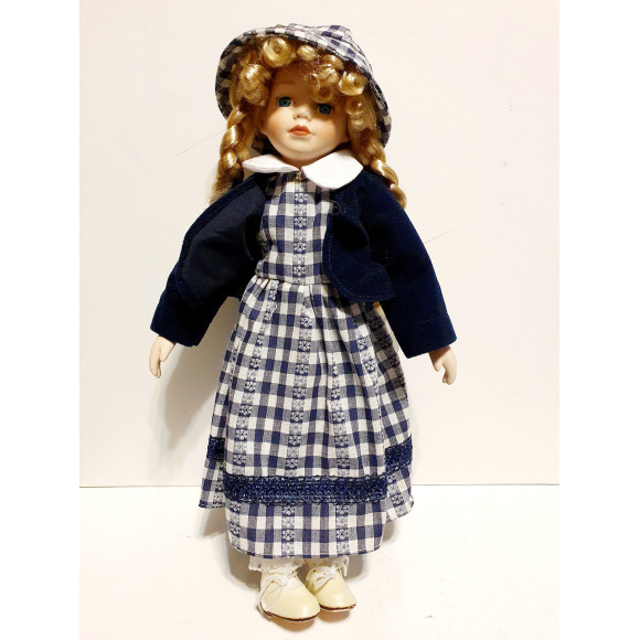 Фарфоровая кукла коллекционная