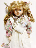 Фарфоровая кукла Дарья коллекционная
