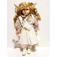 Фарфоровая кукла Дарья коллекционная