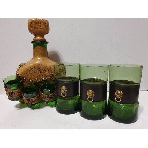 Антикварный набор для спиртного,  зелёное стекло, Италия
