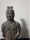 Китайская статуэтка терракотового воина